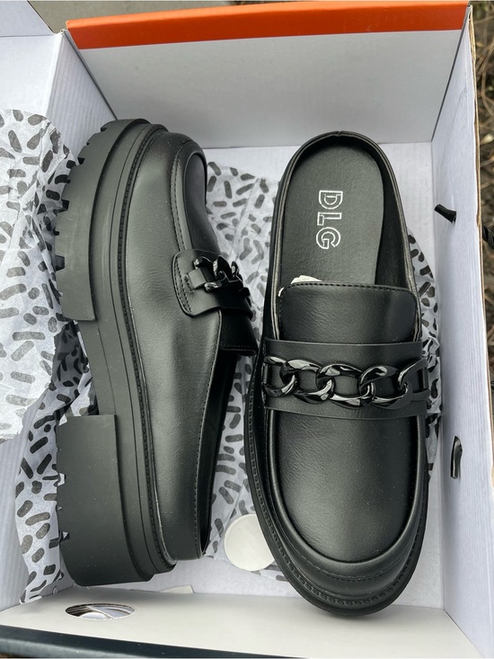 DLG Shoes - Black Platform Loafers for Women Size US 7
